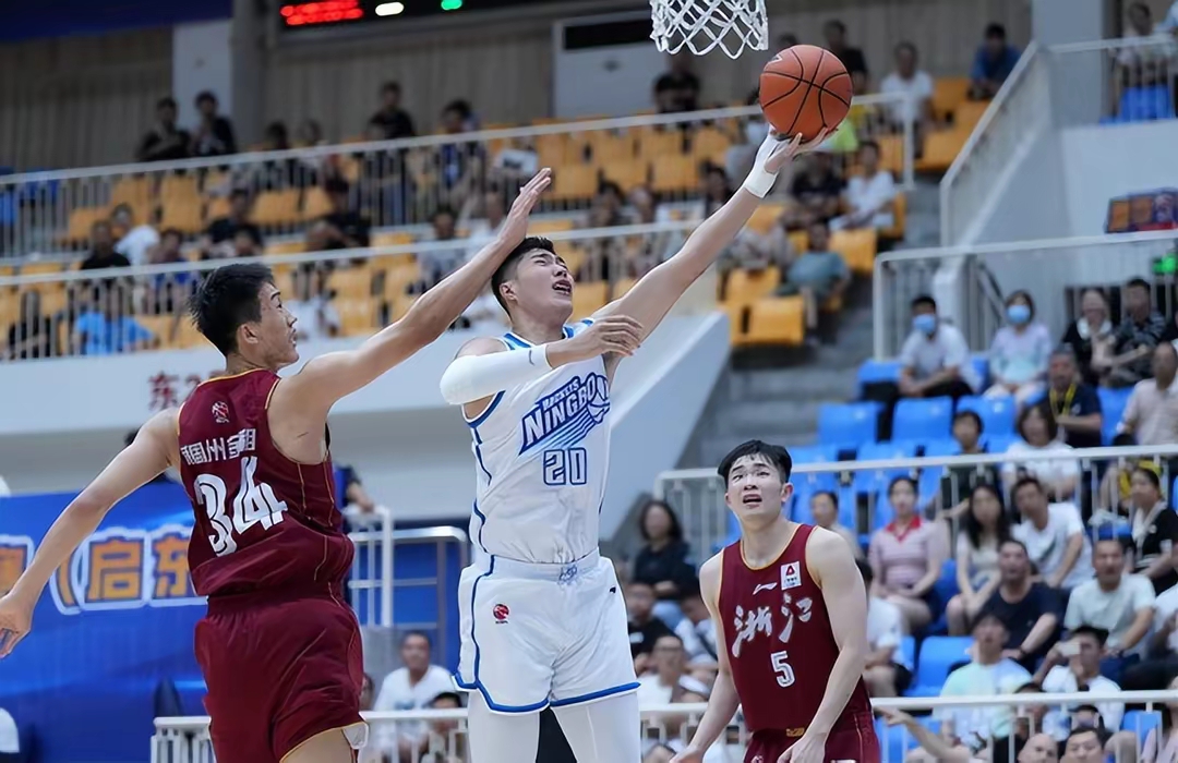 熊猫体育-关于CBA常规赛清晨再迎强敌，埃因霍温临场应变，主帅态度——底气十足，医务组通报恢复的信息