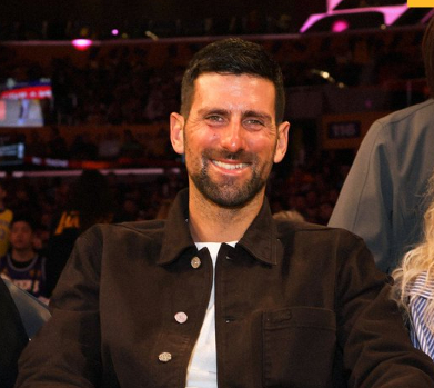 熊猫体育-德约科维奇迎来三赛季高光表现，湖人球迷沸腾！的简单介绍